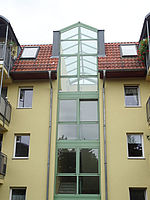 Haut mit Balkonen in der Chemnitzer Straße 106 in Berlin