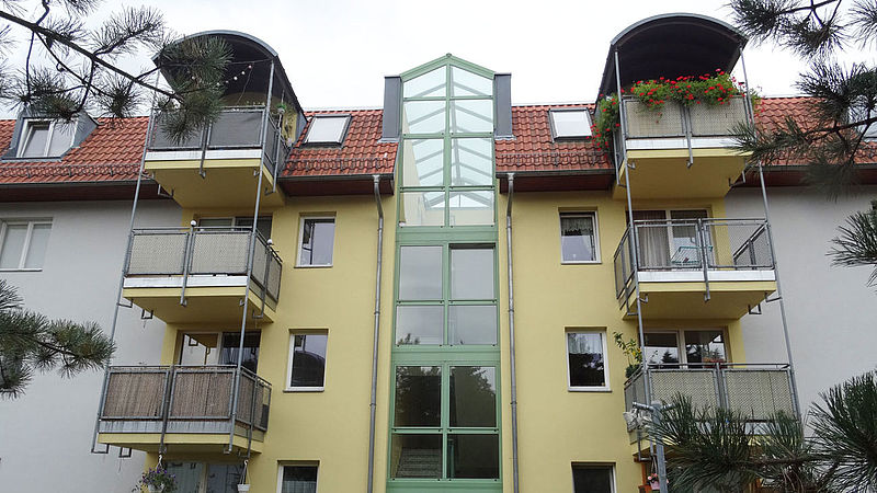 Haut mit Balkonen in der Chemnitzer Straße 106 in Berlin